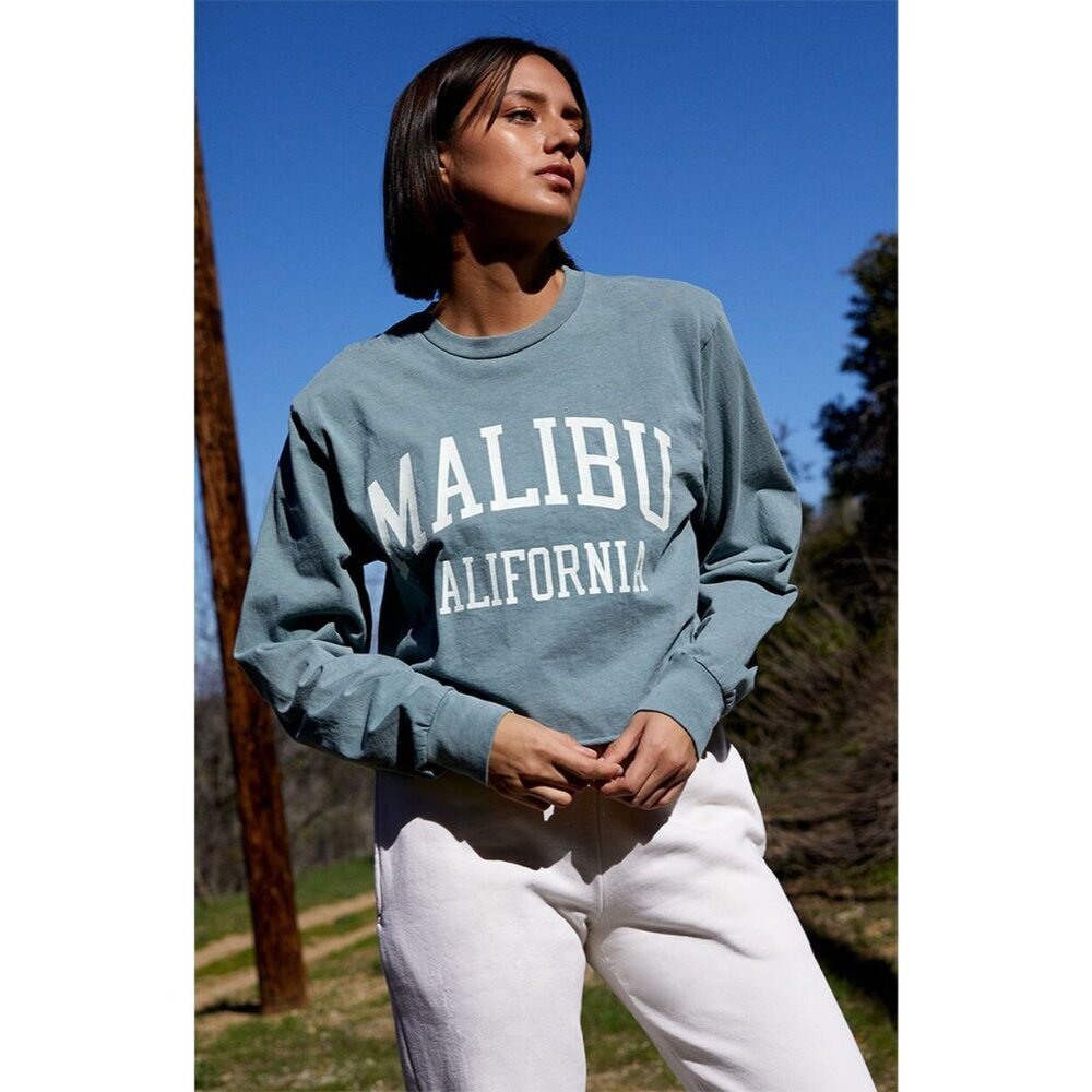 John Galt Malibu Cali Long Sleeve T Shirt Sage Womens One Size Slouchy Crewneck